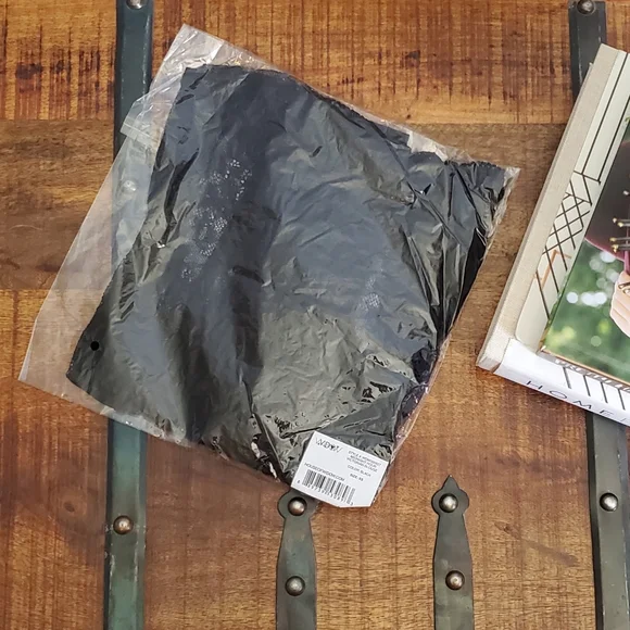 🖤 Midnight Hour Lace Victorian Blouse 🖤 - Picture 6 of 15